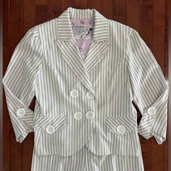Vintage 90’s Gabriella Skye White & Black Striped Women's Pantsuit Size 10 - Picture 2 of 16